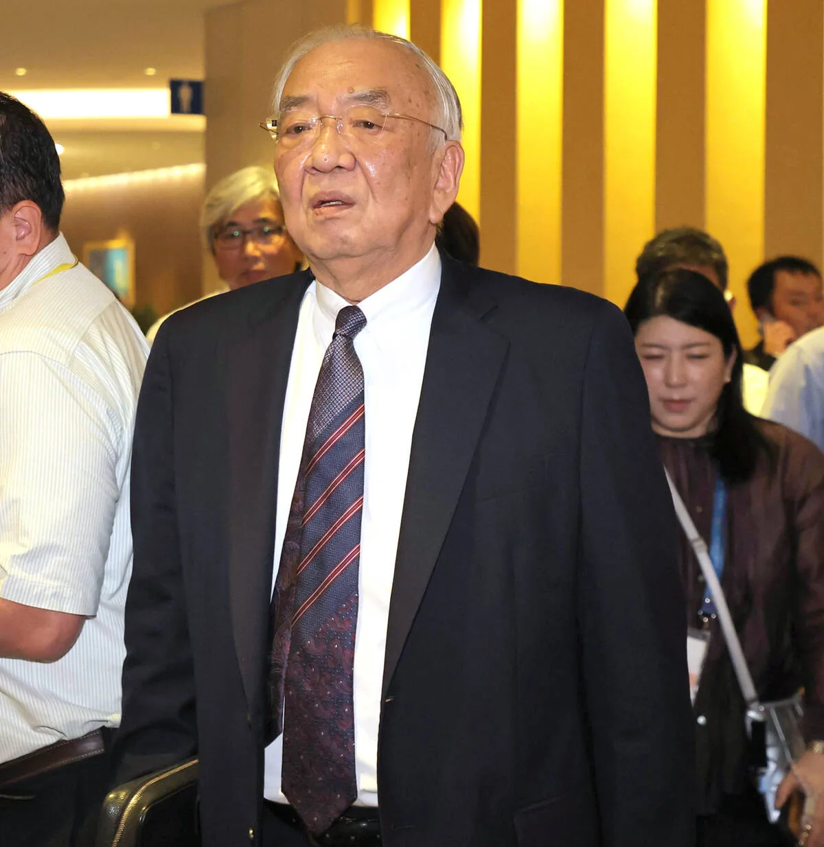 広島・松田オーナー涙の謝罪「予想しない選手が…」矢野＆前川の居宅捜索で衝撃