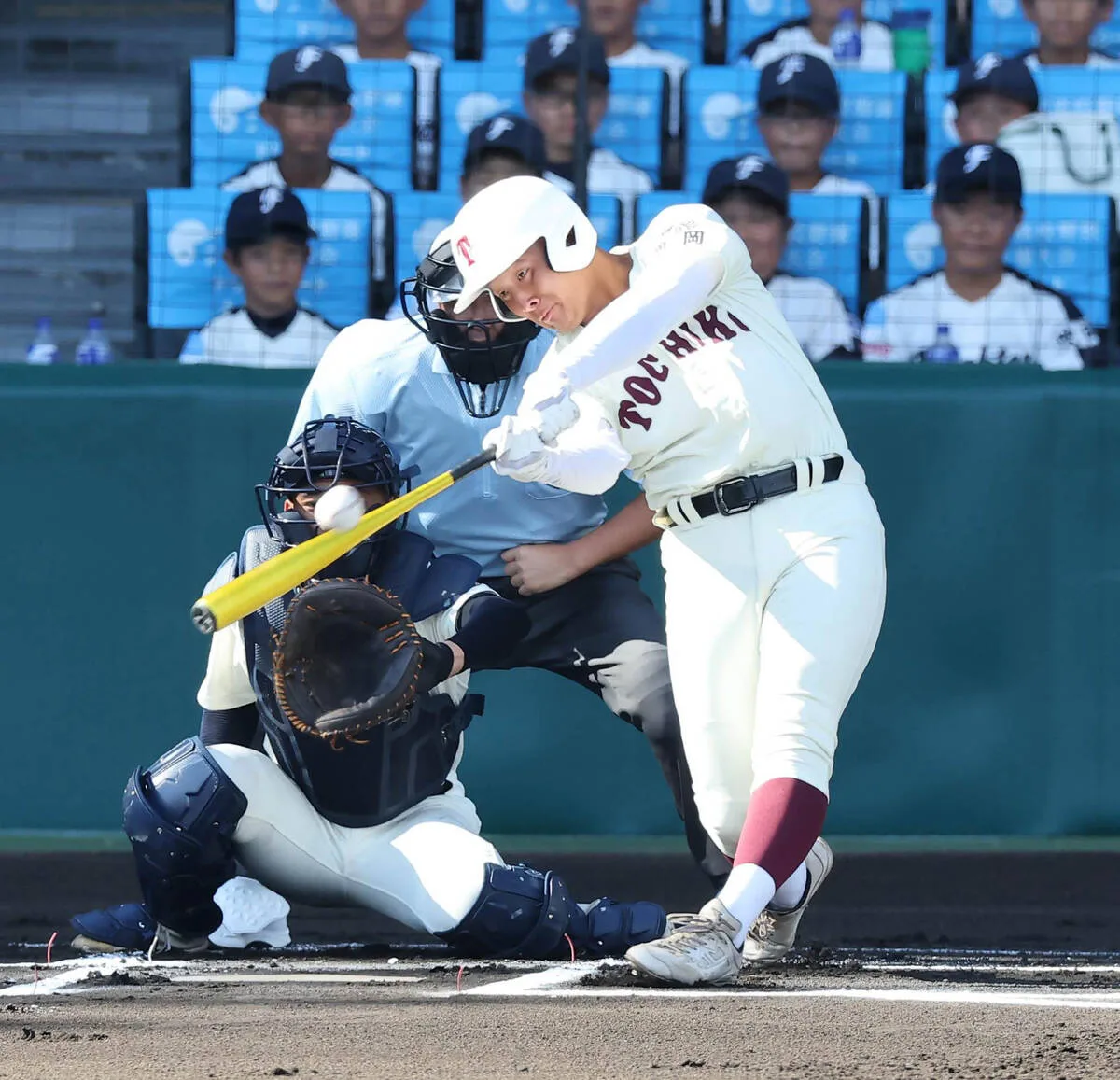 東筑・平山護が甲子園で先頭打者アーチ！30年ぶり白星へ弾み